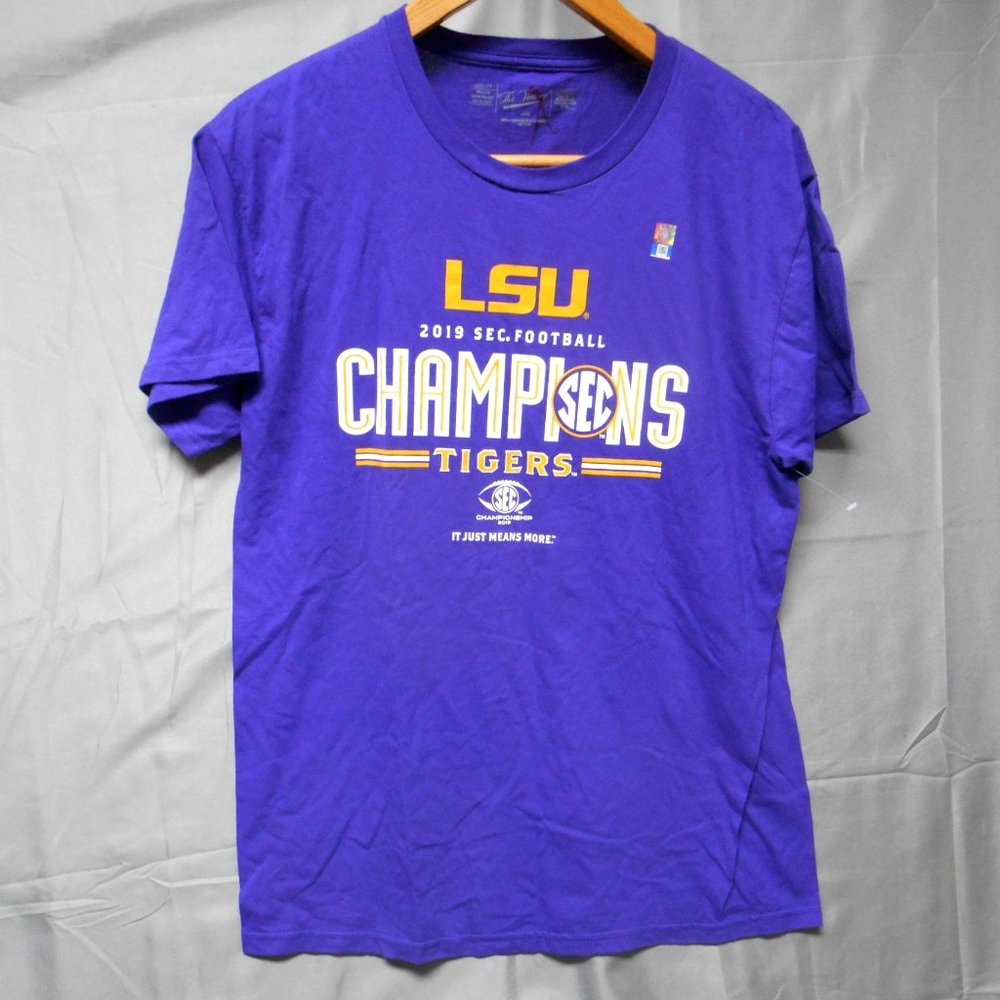 NWOT The Victory SEC champion 2019 t-shirt L